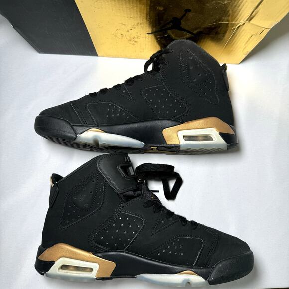 Size 4.5 - Nike Air Jordan 6 Retro SE GS Defining Moments 2020 Shoes - Picture 3 of 9